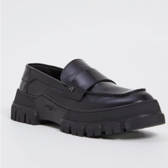 NWOT Weekend MaxMara Loafers with Trekking Soles Sz: EU39 US8.5/9 Black Spring